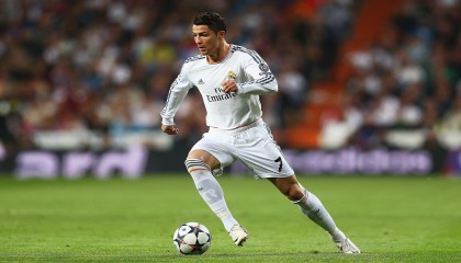 开云体育官网下载安装-克罗地亚队在巴黎奥运会手球比赛中多次通过中路渗透得分，克罗地亚奥运冠军