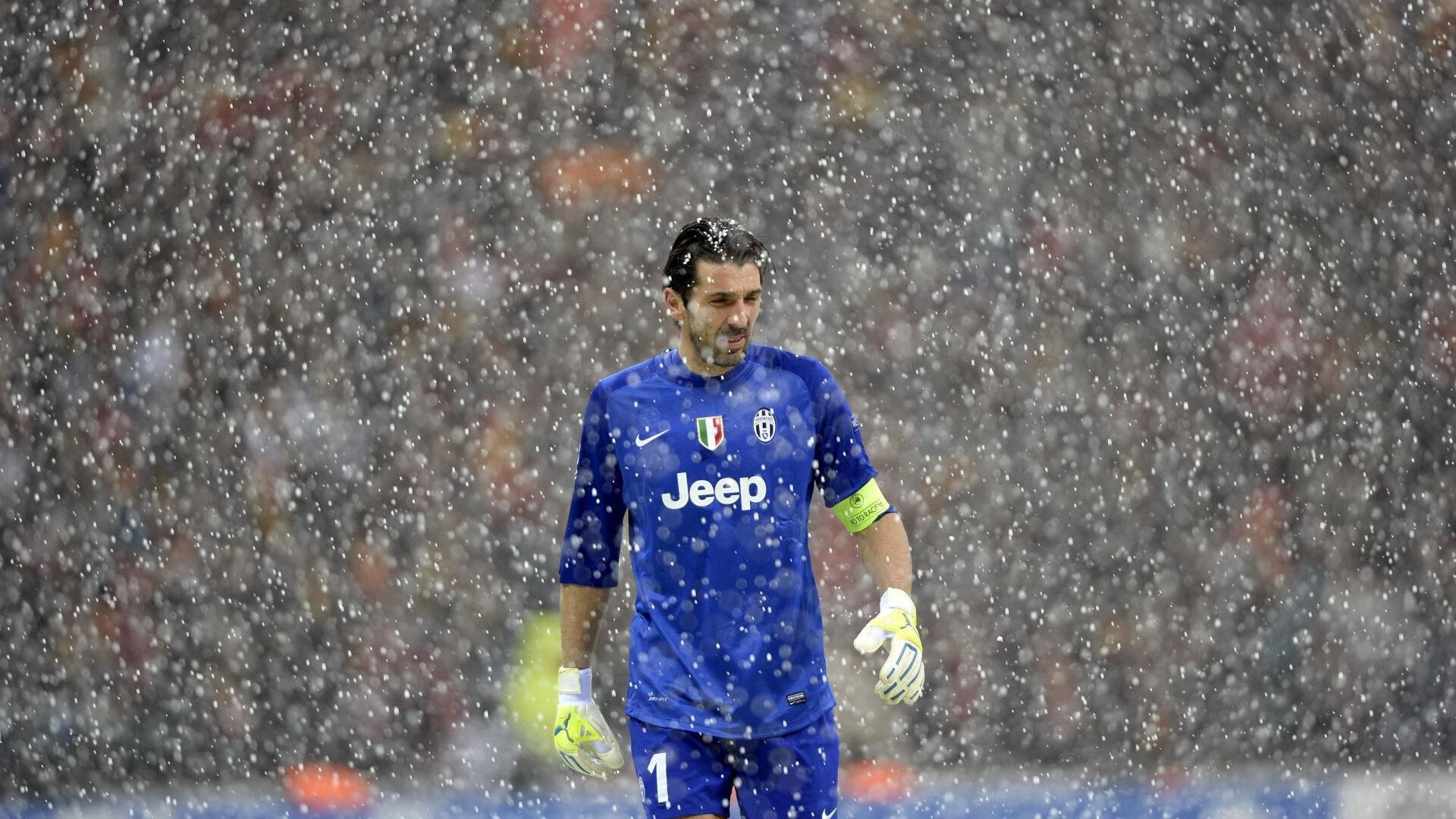 西甲：皇马在主场4-1大胜巴萨，积分榜掀起巨浪，皇马四连胜巴萨